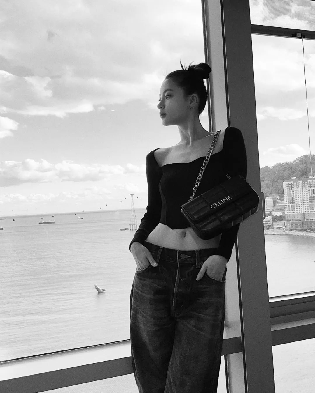 INS美女|韩国模特宋智英照片集，中性慵懒风越看越性感