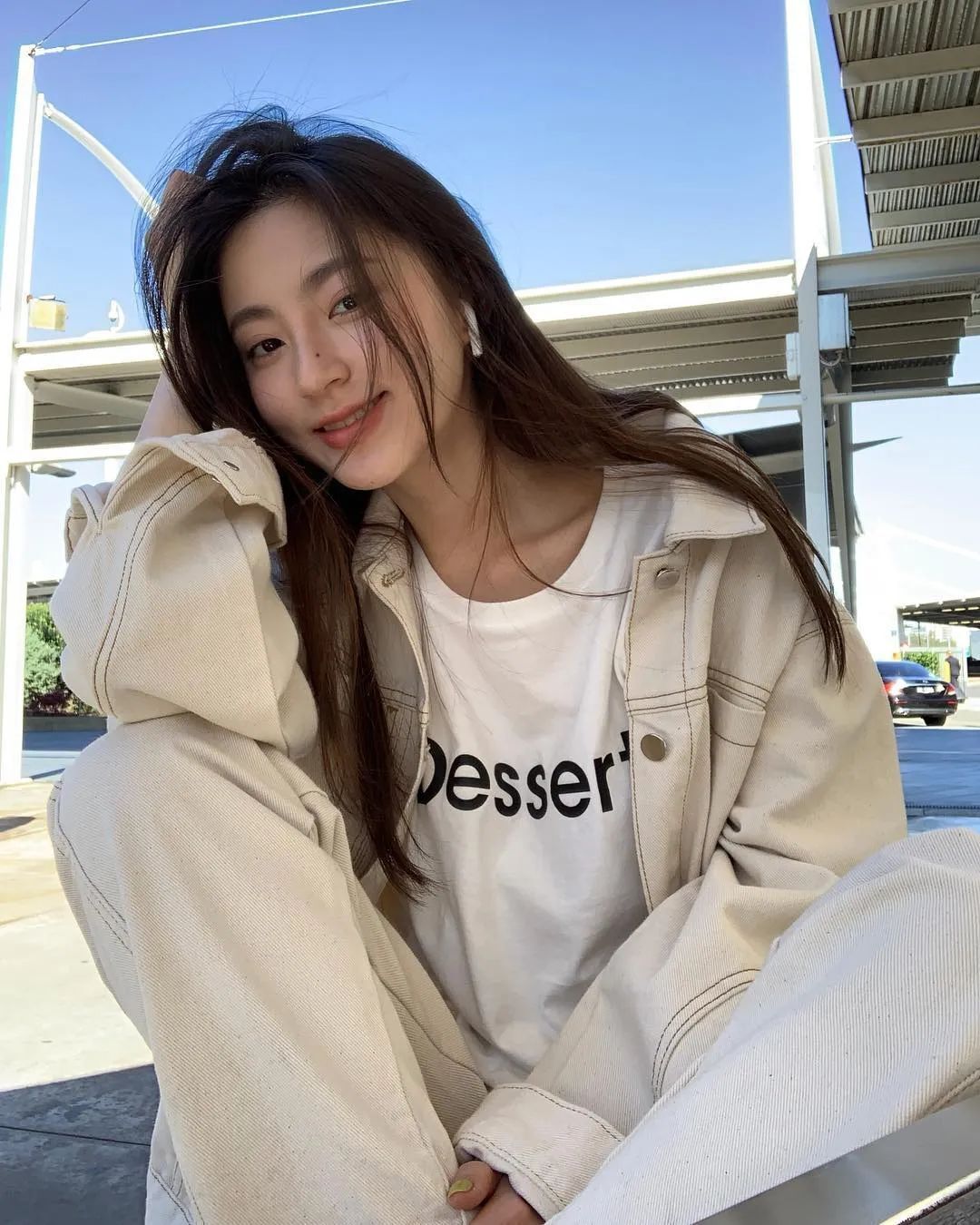 INS美女|韩国模特宋智英照片集，中性慵懒风越看越性感