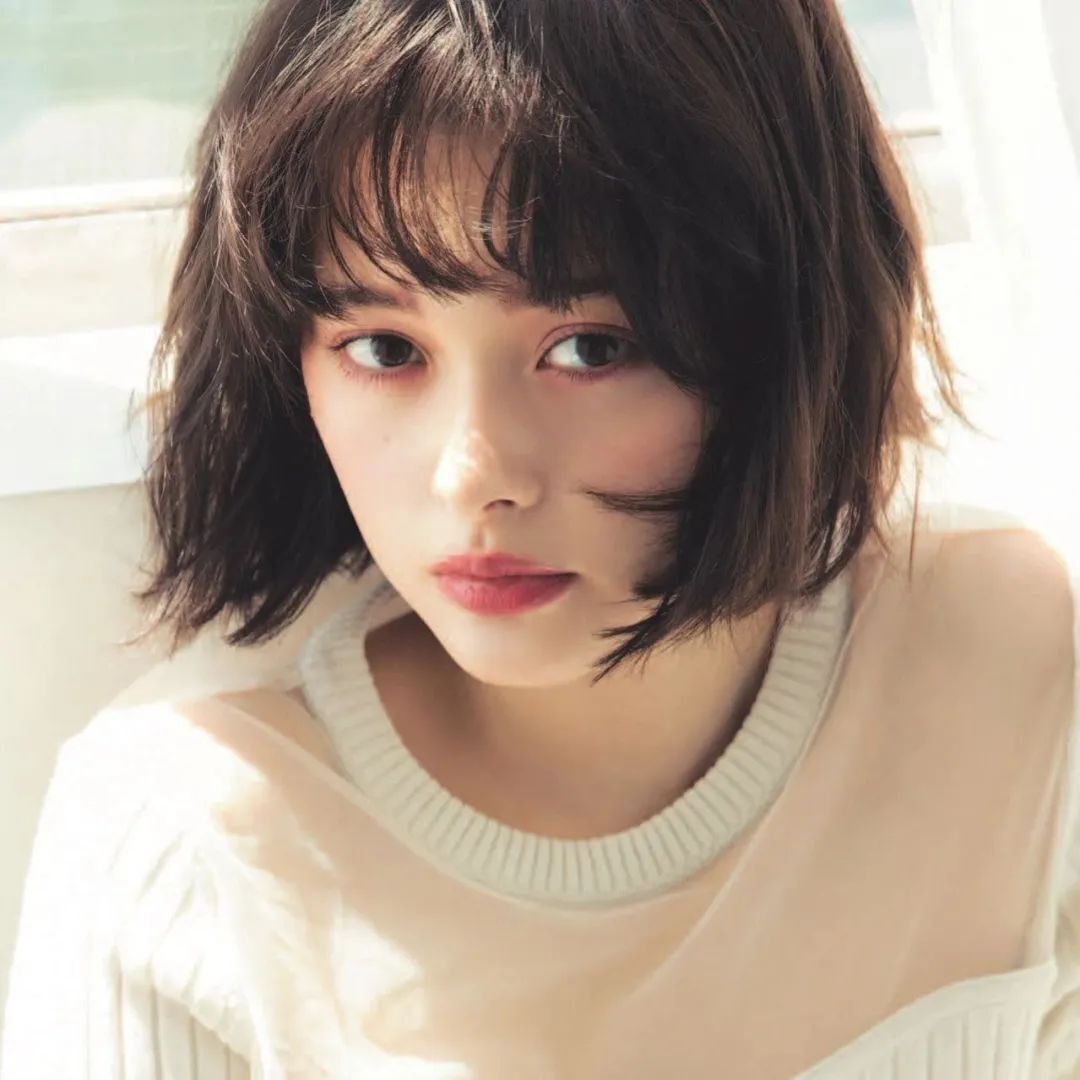 日美混血模特玉城TINA ，甜美可爱