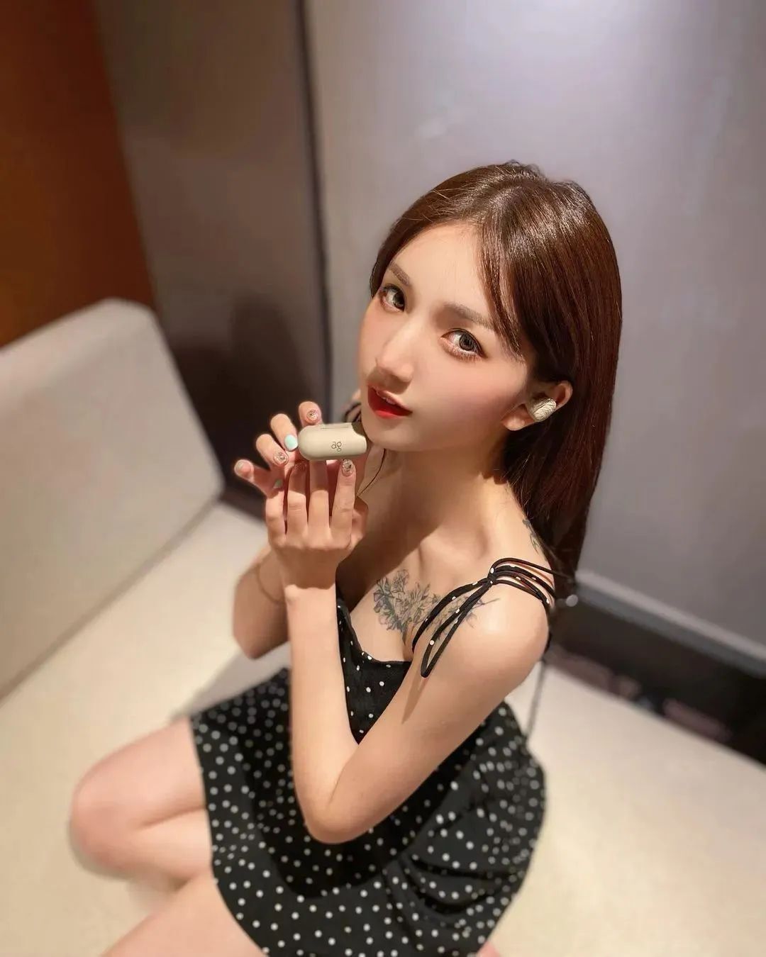 [仙女集]芙蓉如面柳如眉，对此如何不泪垂