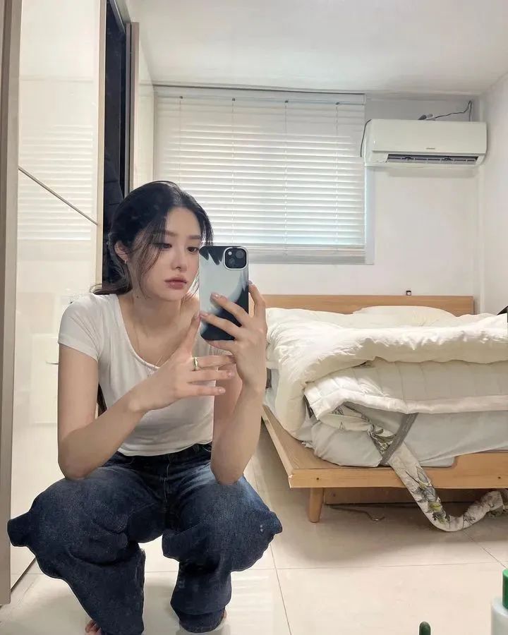 [仙女集]曲线玲珑身姿，羡慕财阀又一天