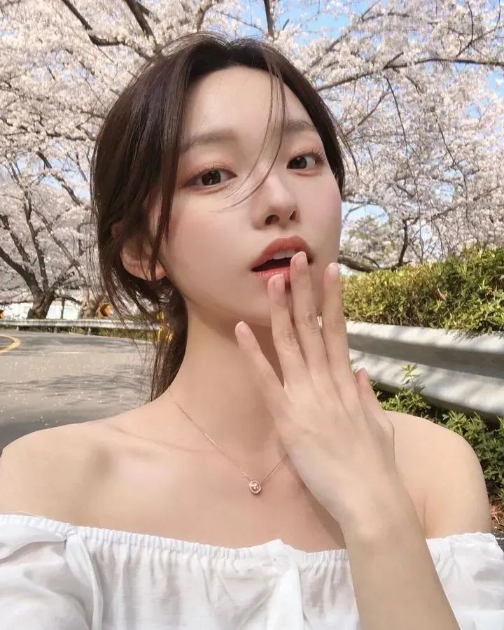 [仙女集]莺莺娇软，妙世无双