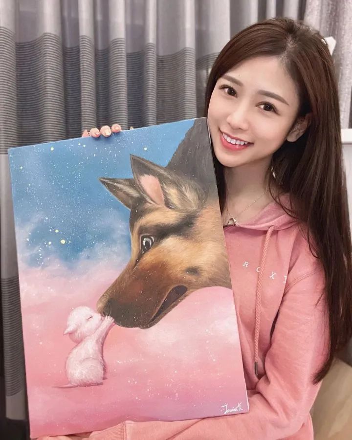 杜衫杉，她是台湾“小林志玲”，颜值与身材俱佳的艺术范女神
