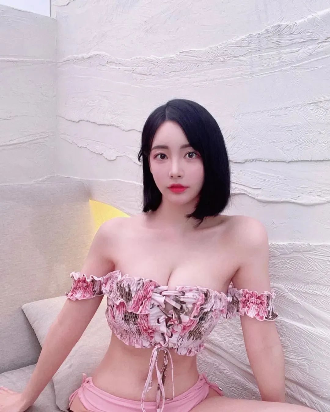 郭敏善，又甜又养眼的韩国最美电竞女主播