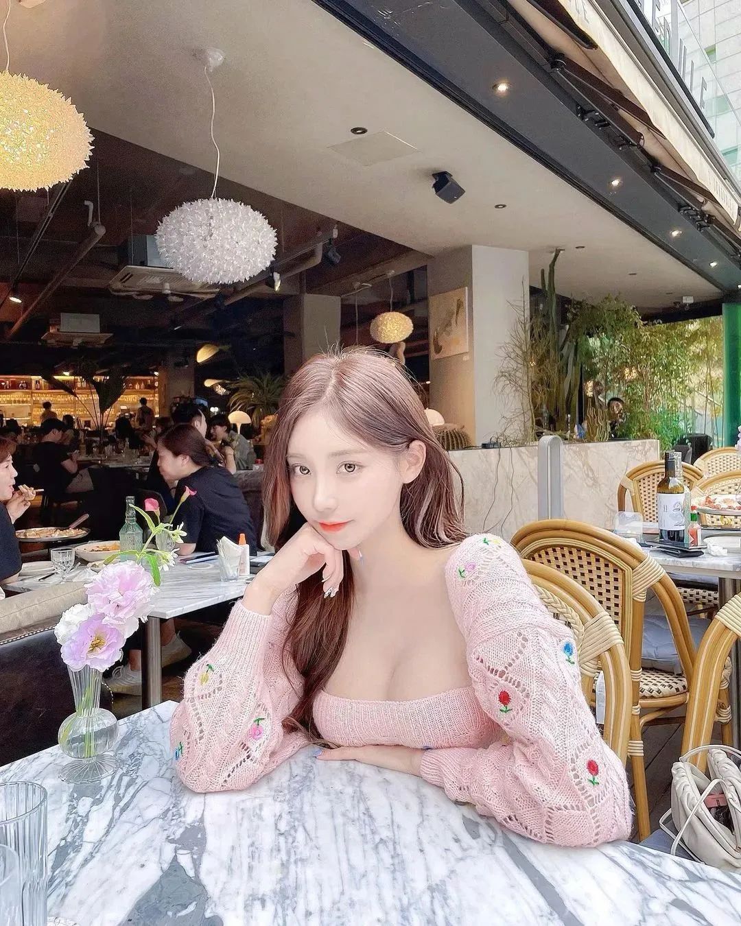 Vely,甜美可人的韩国网红美女