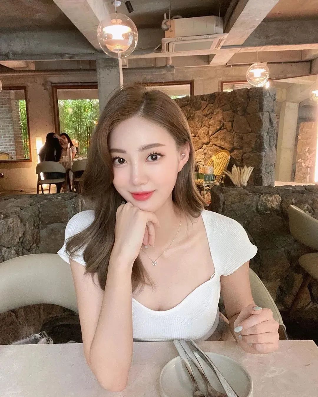 韩国网红Kim SoL，气质出众的美女模特