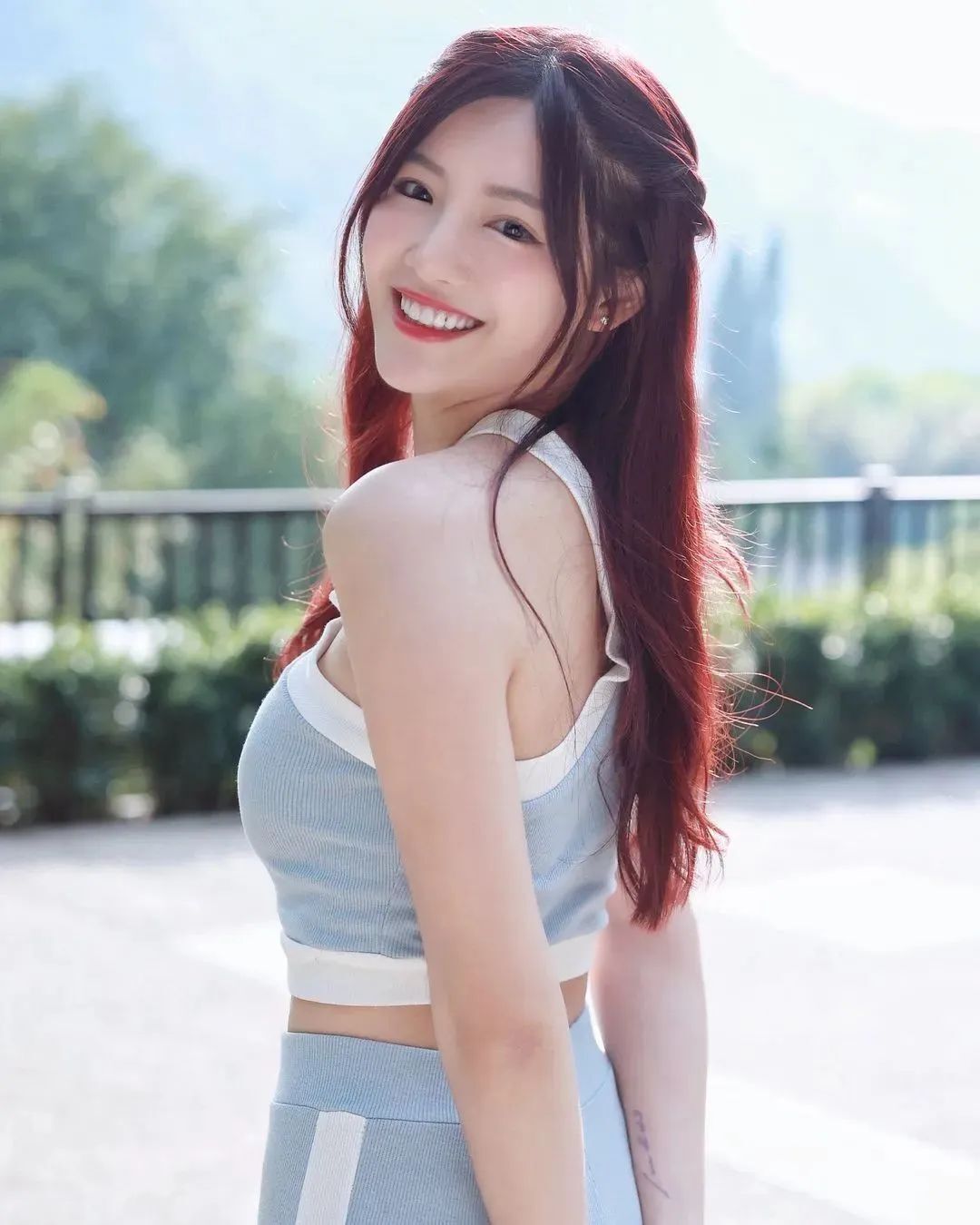 李恩菲，甜美可爱的“啦啦队女神”