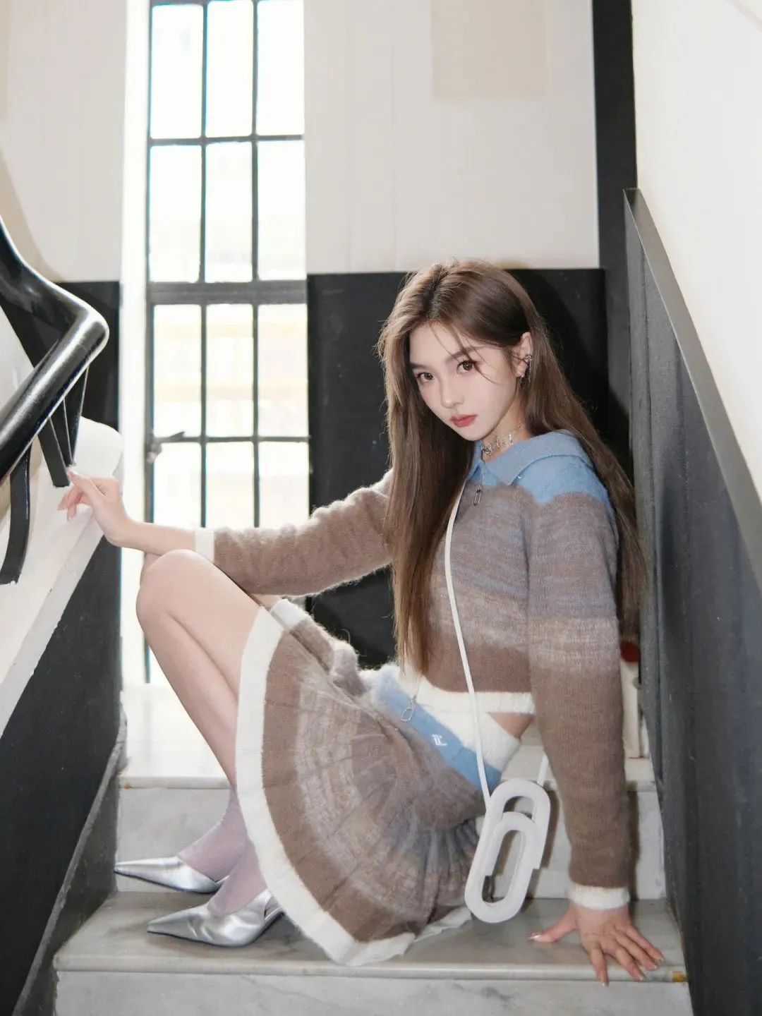 国产网红SheeNakkk，拥有精致氛围感的美少女