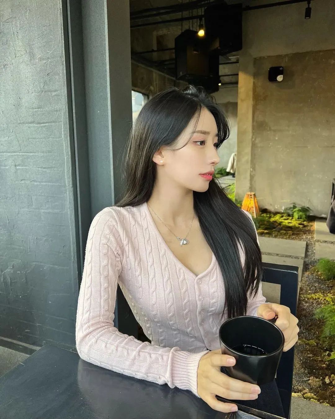 韩国网红yuls2，甜美淡雅的美妆博主