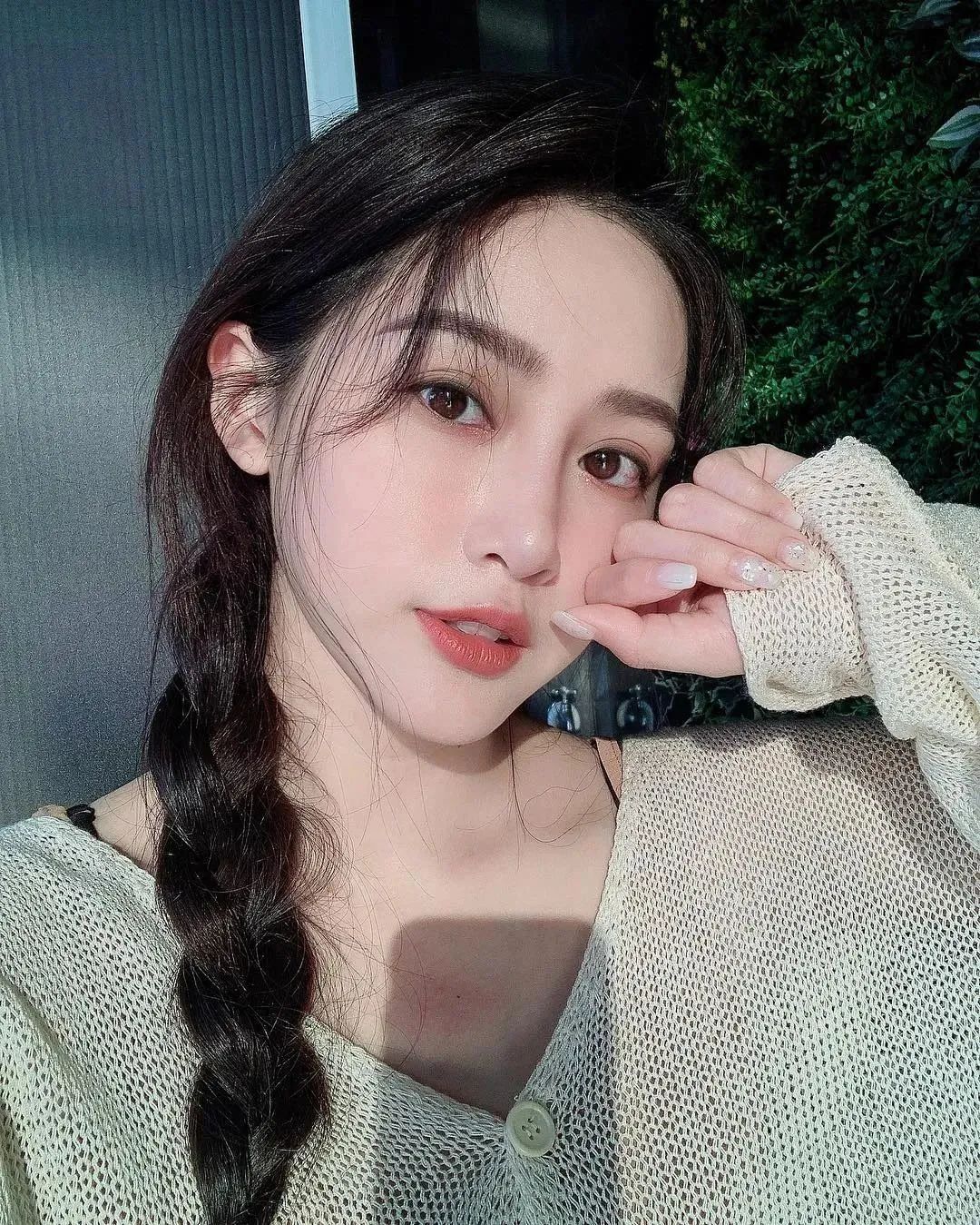 台湾初代网红陈玟予，甜美可人的气质女神