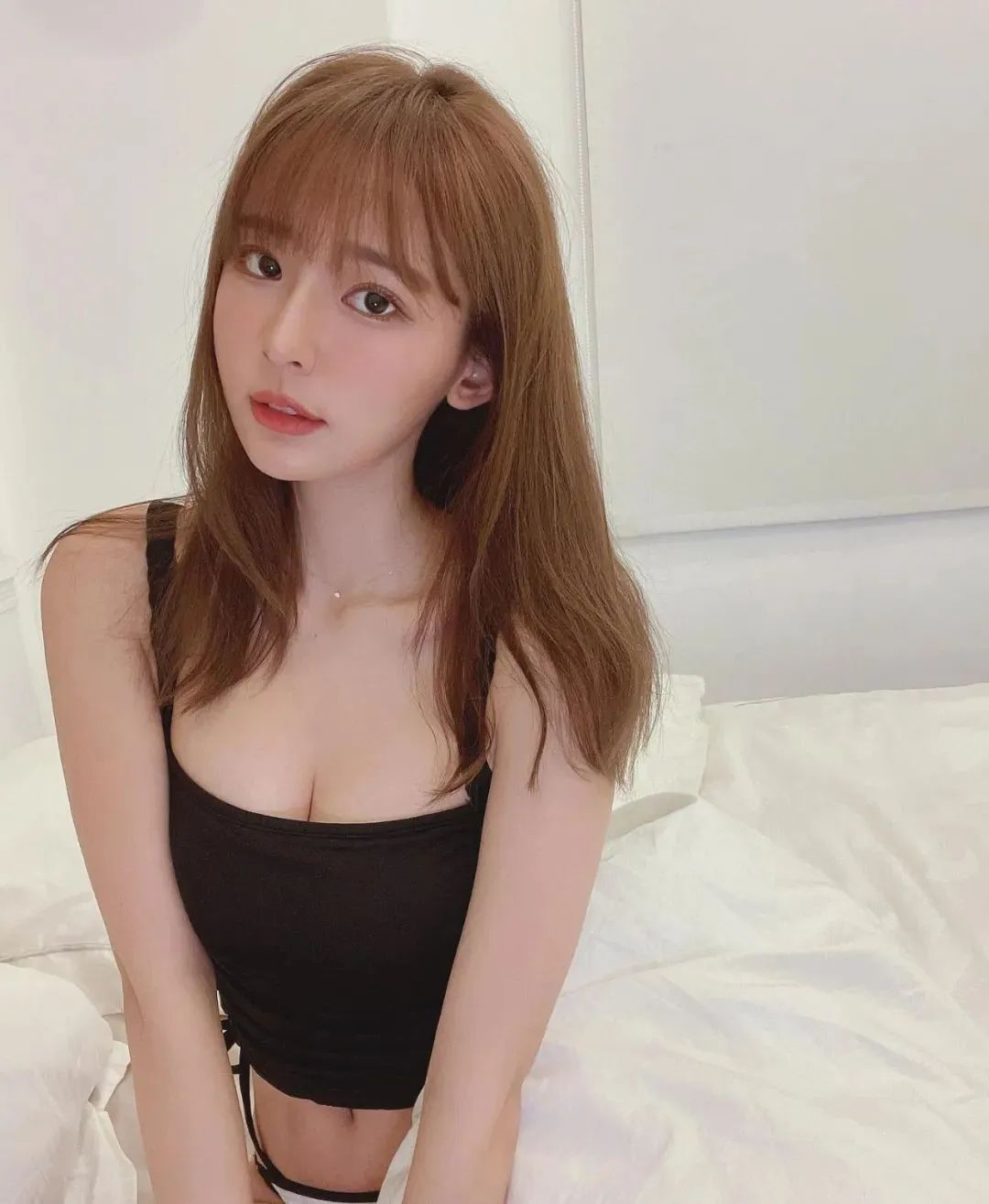 台湾网红林莎，甜美指度超标的元质美少女
