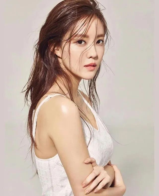 朴孝敏，集颜值和才华于一身的气质女神
