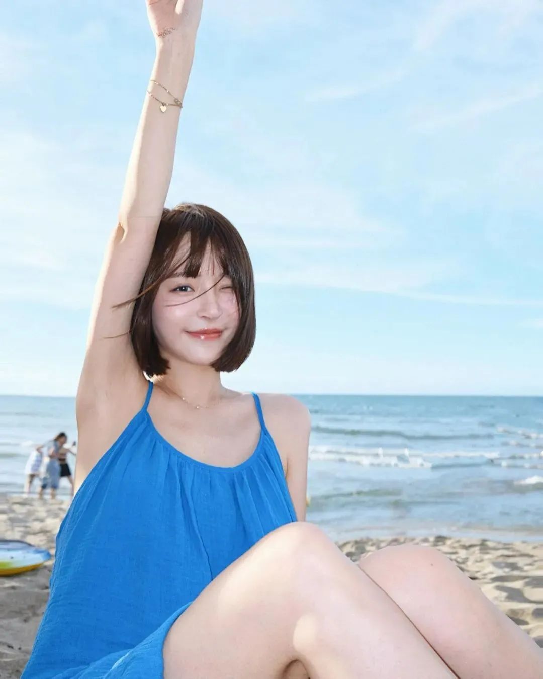 台湾网红吴婕安，拥有天使童颜的她，被网友称其为“呆萌女神”