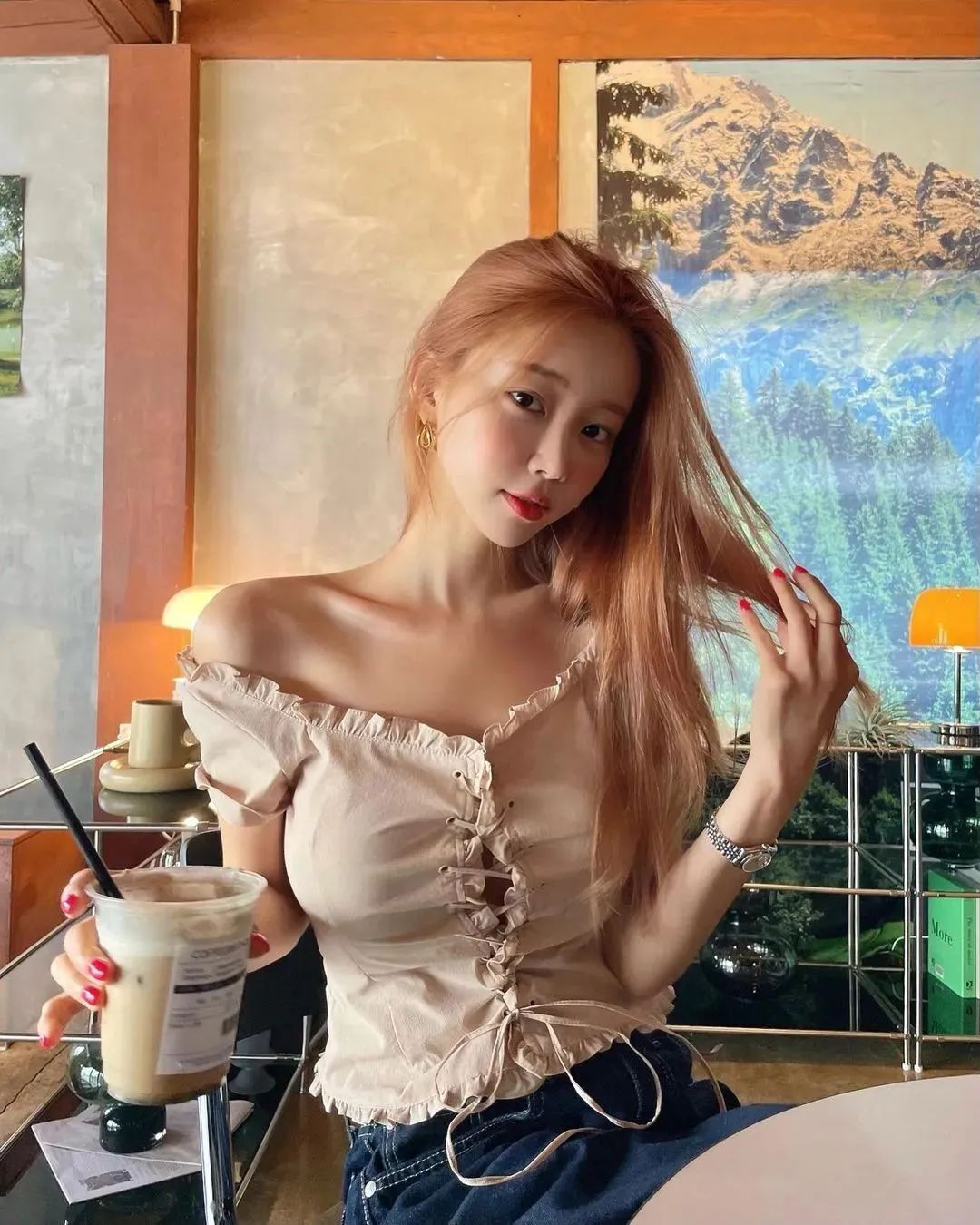 韩国网红vivamoon，甜美迷人的气质女神