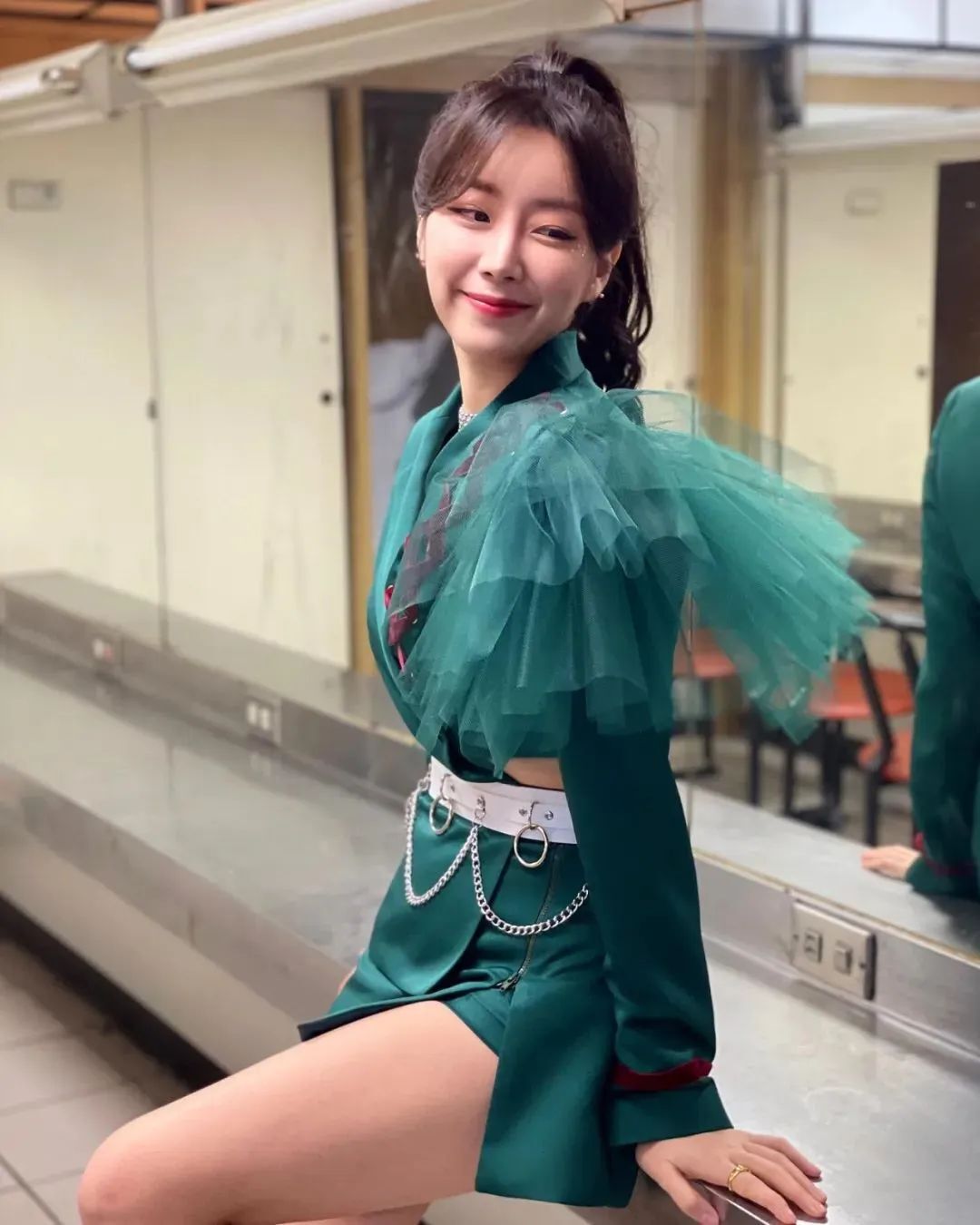 韩国顶级网红美女，长相甜美迷人的啦啦队女神