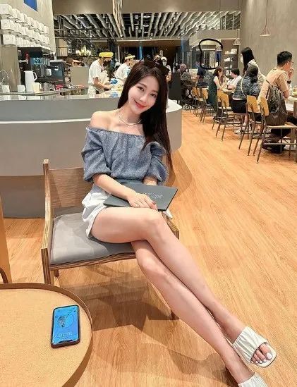 台湾网红 | 甜美又性感的顶级美女模特