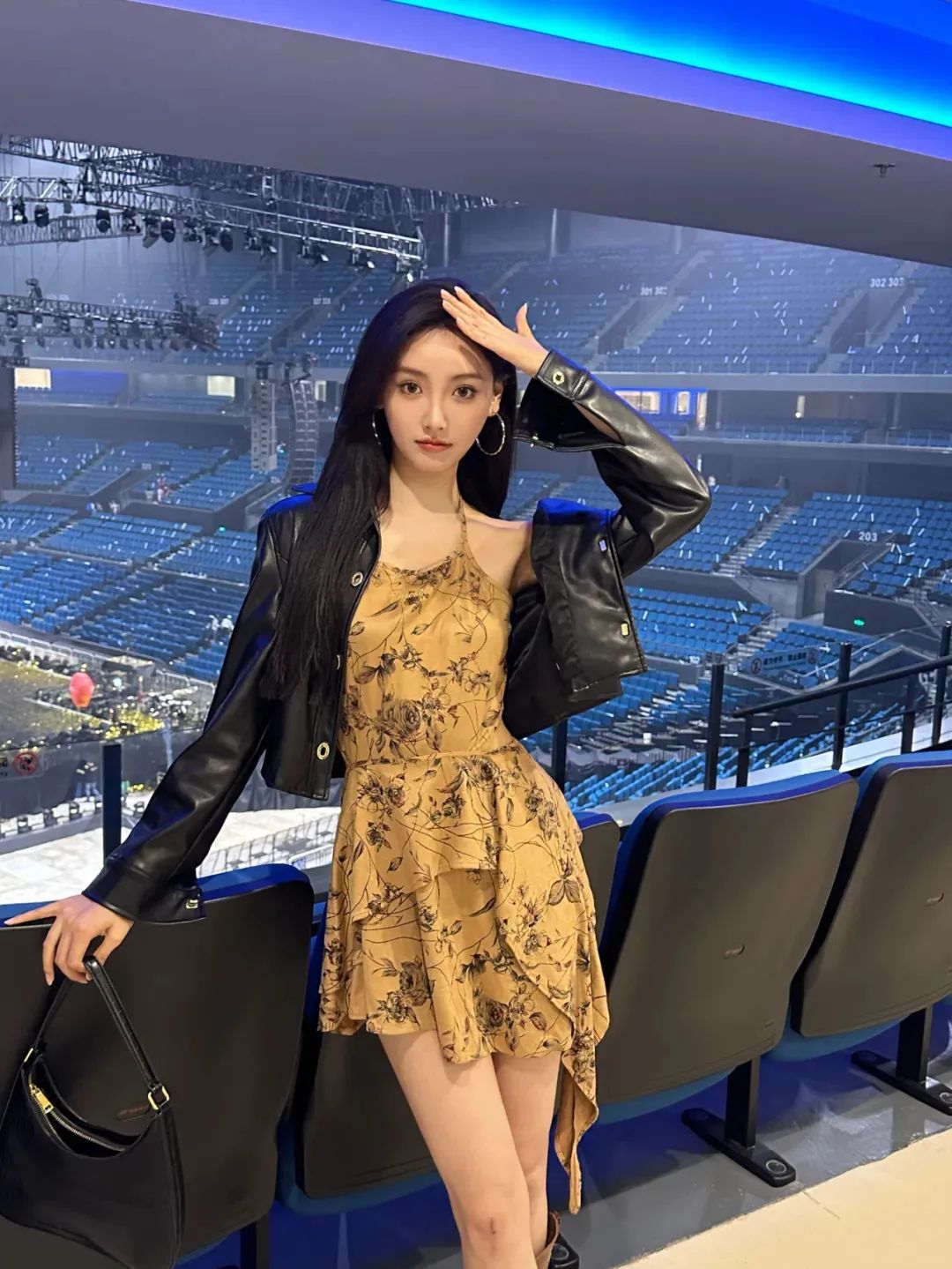 国产网红 | 金佳悦，甜美又迷人的NBA女主播