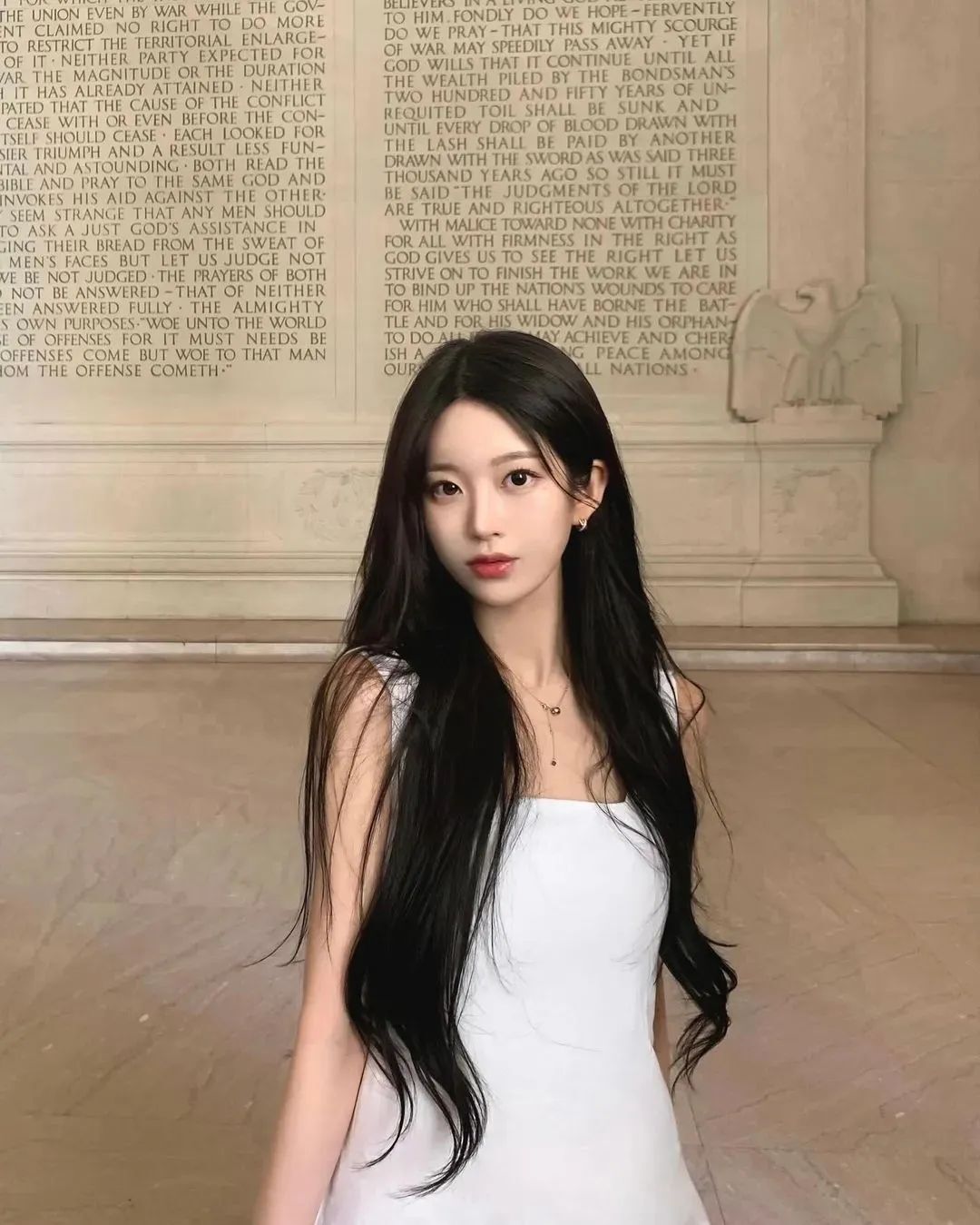 韩国极品模特！拥有纯天然完美“初恋”女神脸蛋的她，身材实力杠杠的！