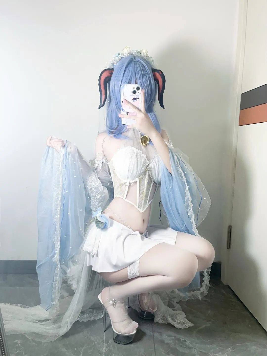 原神cos：肉丝+睡衣，甘雨太涩了！制服雷神，泳装申鹤草神真绝了！
