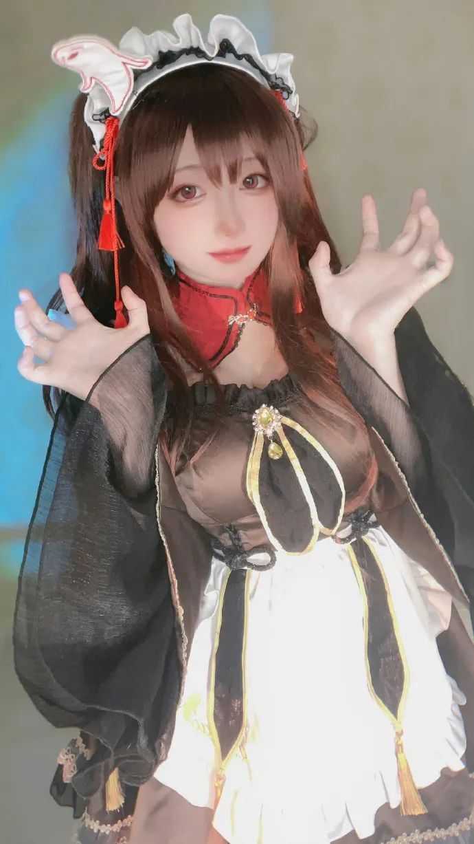 原神cos：白丝+护士，制服刻晴果然耐看！申鹤紧身衣，女仆胡桃甘雨太可爱了！