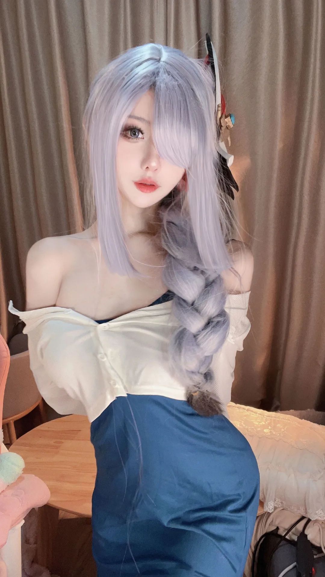 原神cos：黑丝+超短皮裤，秘书甘雨太眼了！婚纱神子，兔女郎申鹤太顶了！