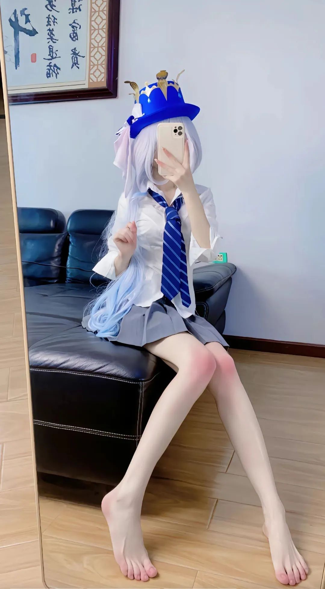 原神cos：裸足妮露让人狂喜！居家服雷神太顶了！八重神子手拿AK47！