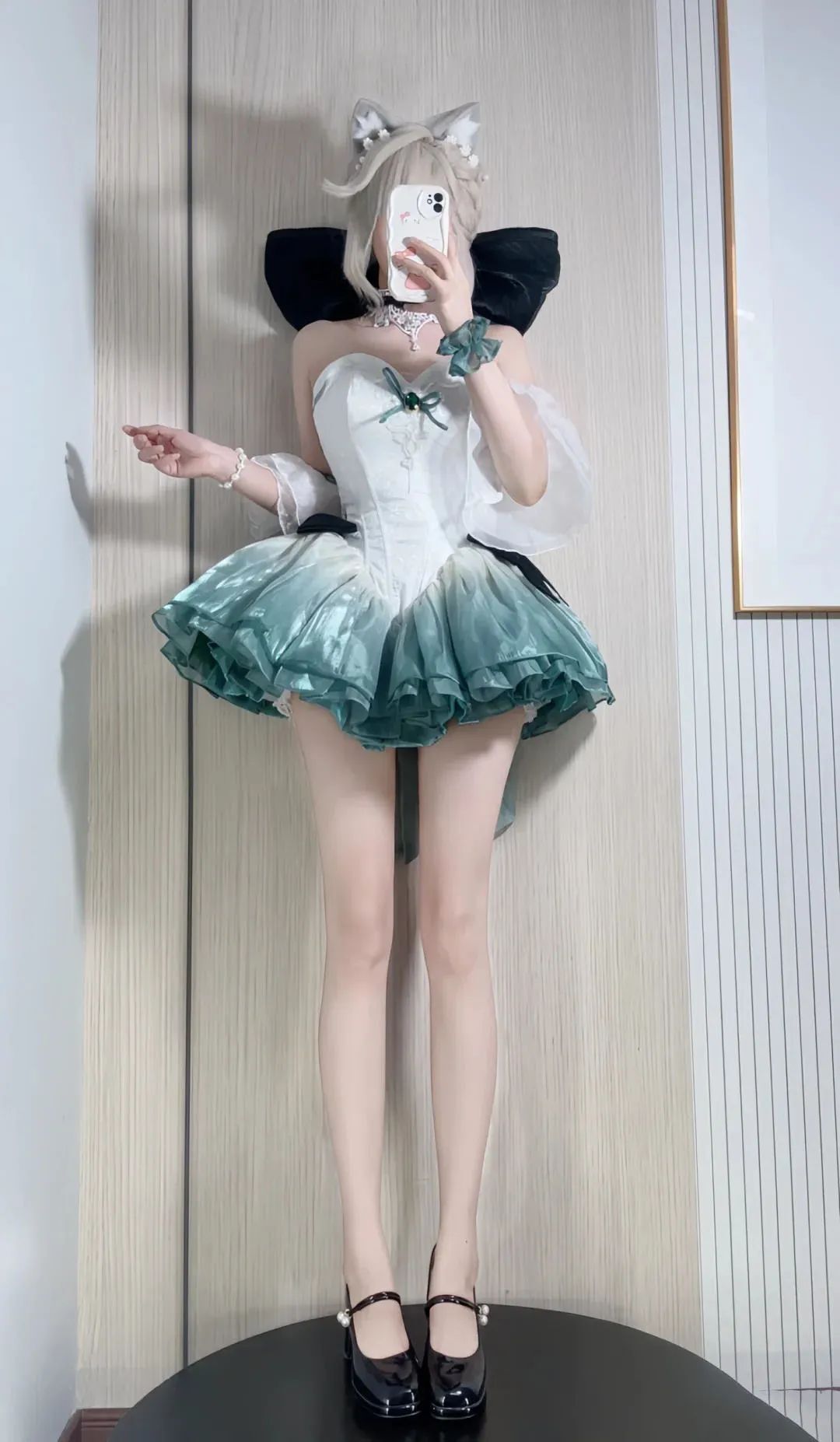 原神cos：女仆雷神让人狂喜！厨娘宵宫太可爱了，花嫁绫华，大草神太顶级了！