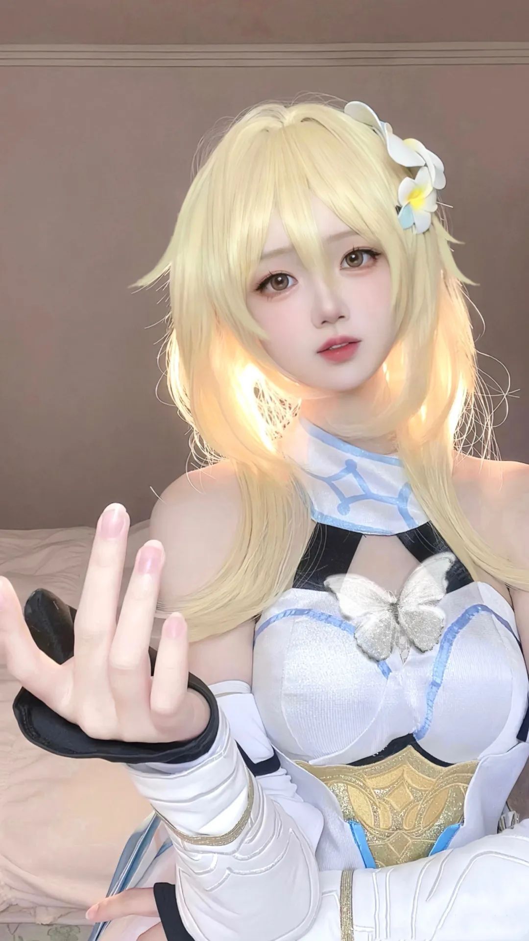 原神cos：汉服甘雨真是美爆了！绫华大小姐连衣裙真是绝美！黑丝菲谢尔，白月光归终我爱了！