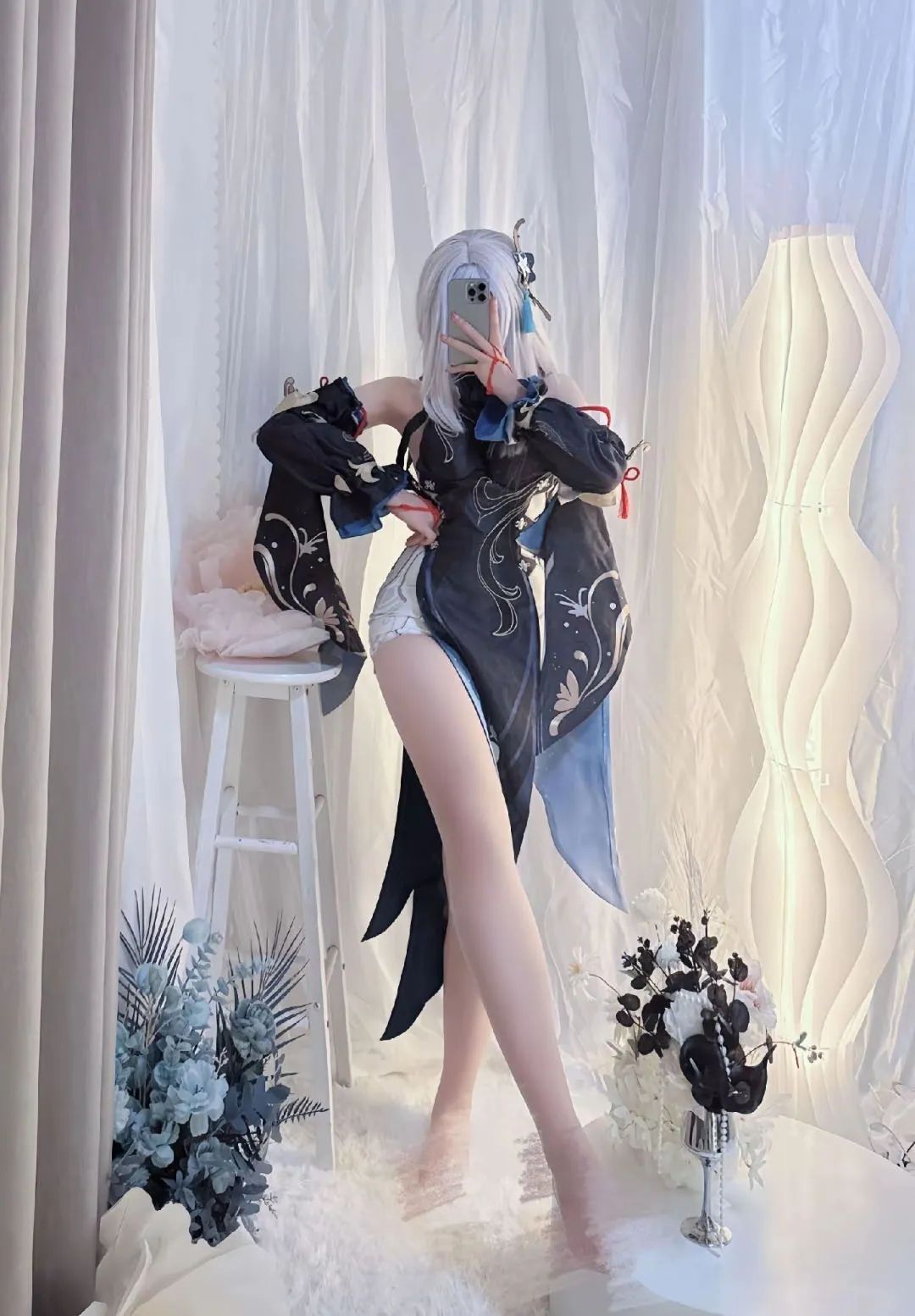 原神cos：黑丝+皮裤，兔女郎甘雨太顶了！白丝制服刻晴！女仆绫华雷神让人狂喜！黑丝旗袍申鹤！