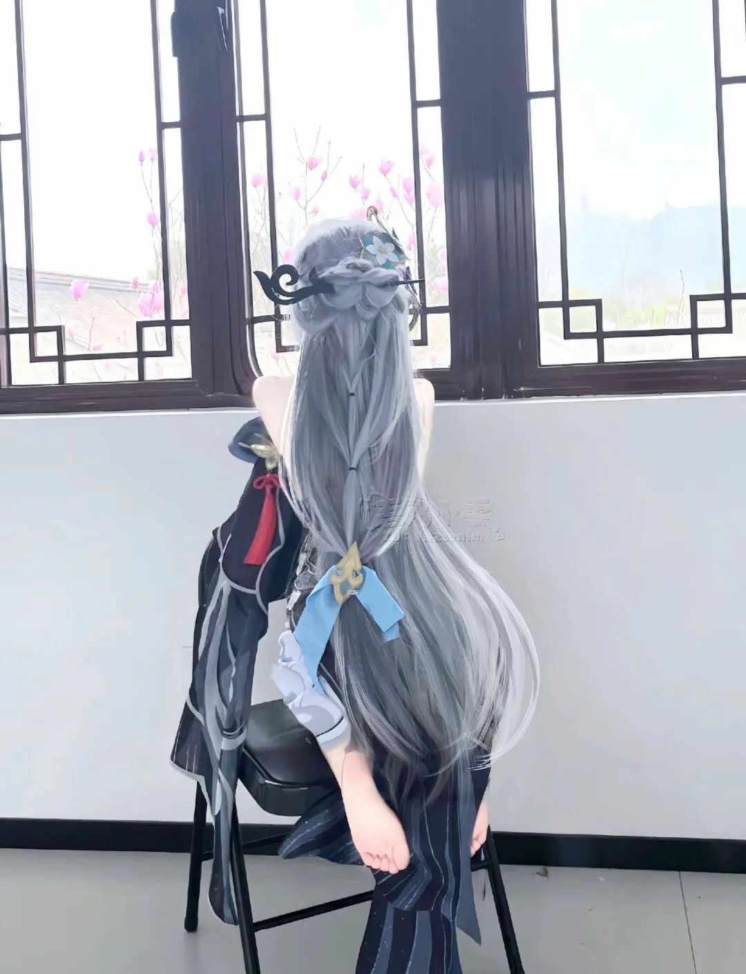 原神cos：黑丝+皮裤，兔女郎甘雨太顶了！白丝制服刻晴！女仆绫华雷神让人狂喜！黑丝旗袍申鹤！