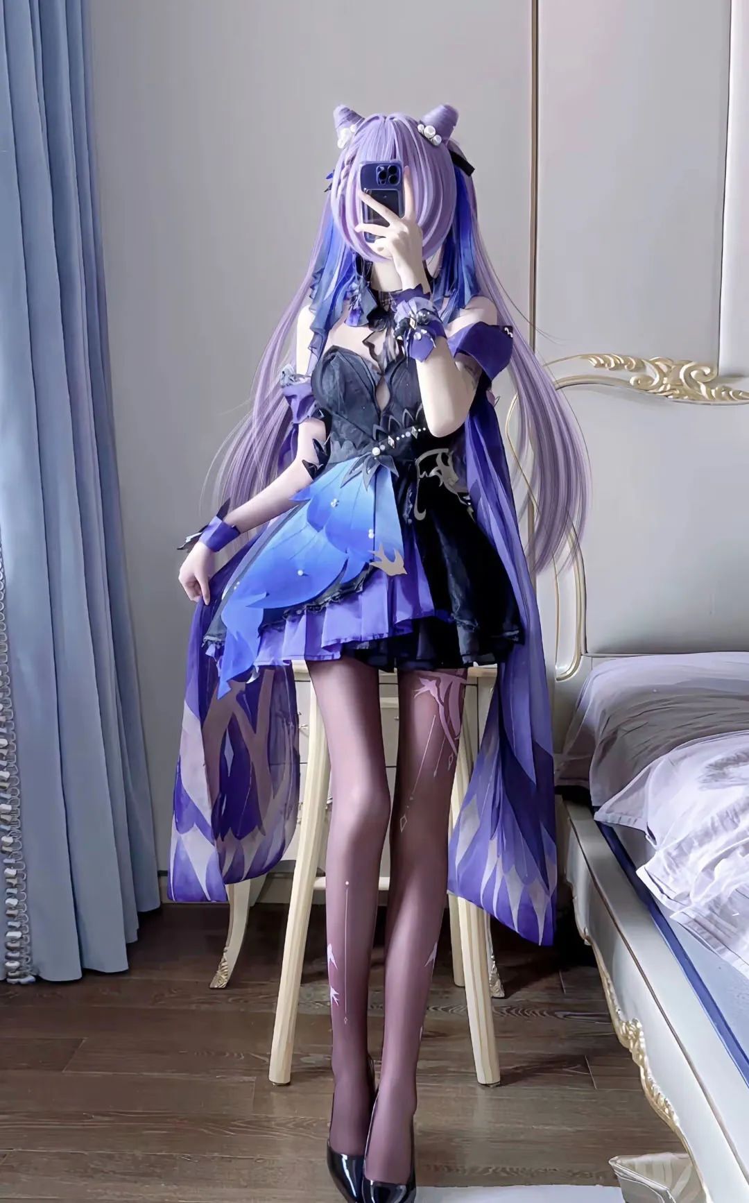 原神cos：破洞黑丝+制服，甘雨太顶了！超短裙心海巨可爱！黑丝双马尾莫娜，黑丝皮裤雷神让人狂喜！