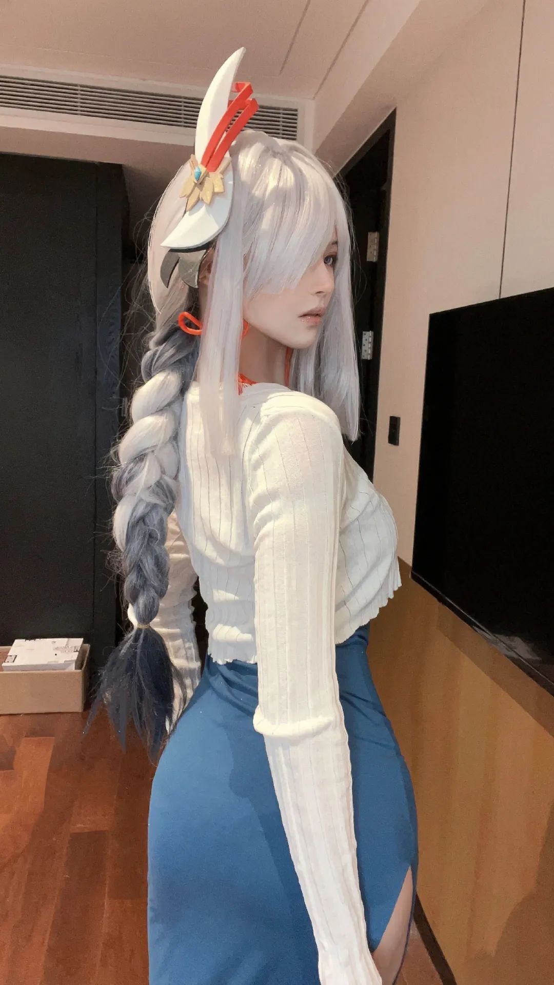 原神cos：优菈大长腿太顶了！制服雷神，女仆申鹤温柔可爱！女仆绫华甘雨也不错！