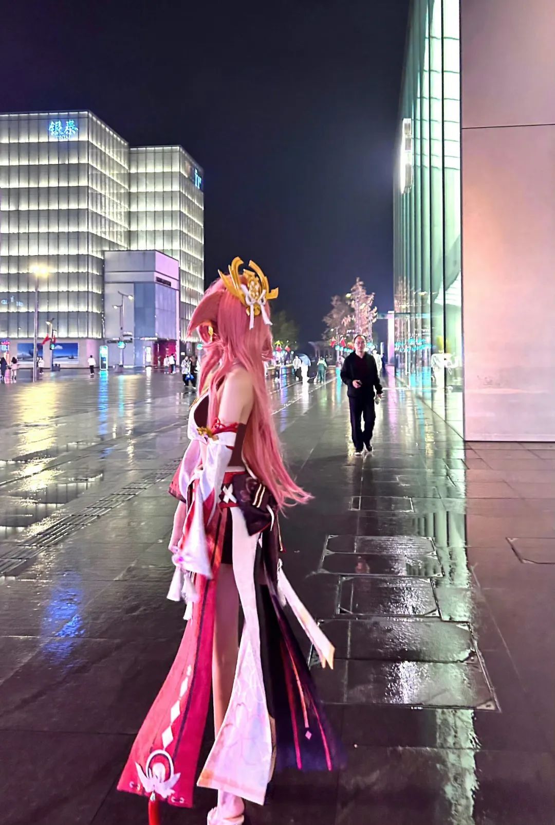 原神cos：黑丝+紧身衣，兔女郎雷神太顶级了！黑丝皮裤申鹤太御了！白丝制服刻晴让人狂喜！