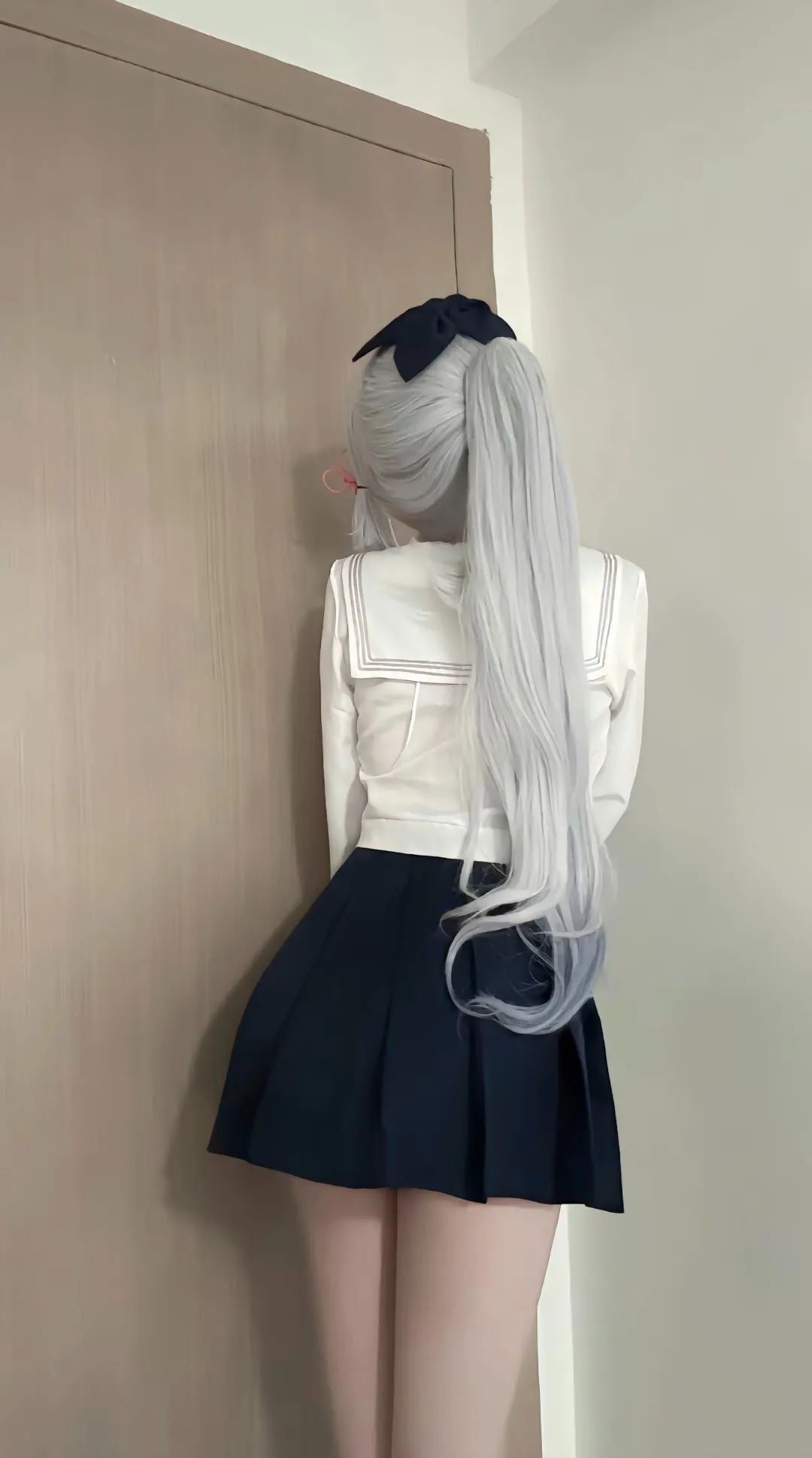 原神cos：黑丝+皮鞭，雷神化身搜查官！兔女郎甘雨太魅惑了！水手服绫华，单边白丝神子让人狂喜！