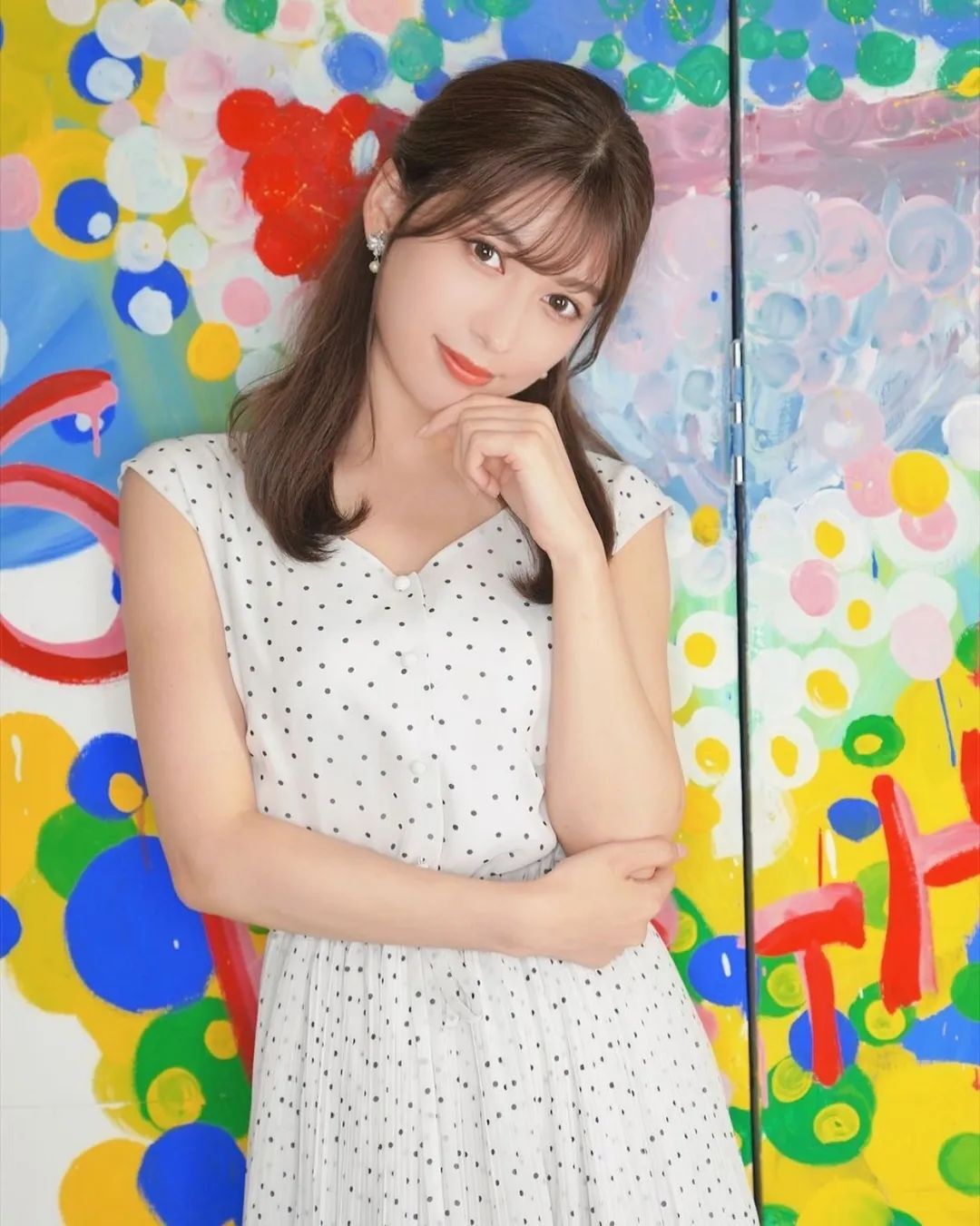 雪平莉左写真及INS图片集，日本模特赛车皇后