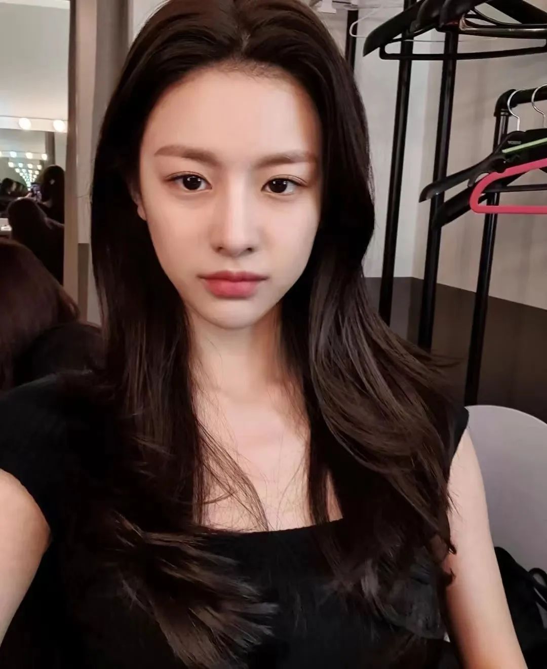 高允贞INS美图壁纸集，《还魂》主演