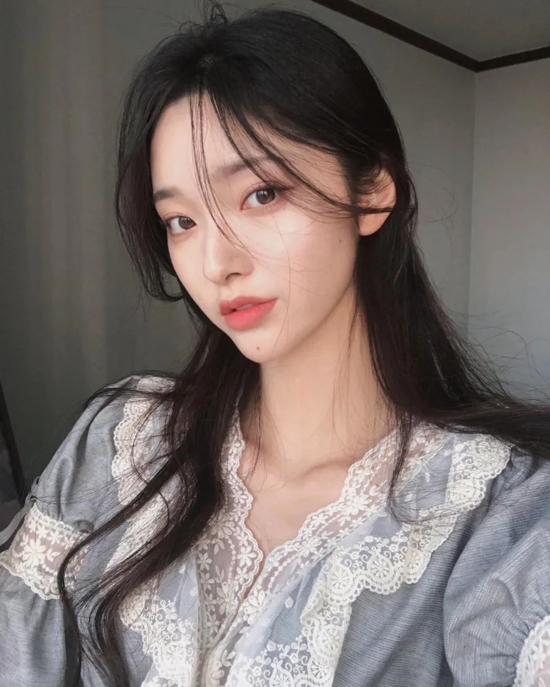 INS美女 | 韩国网红模特金娜熙，仙气知性