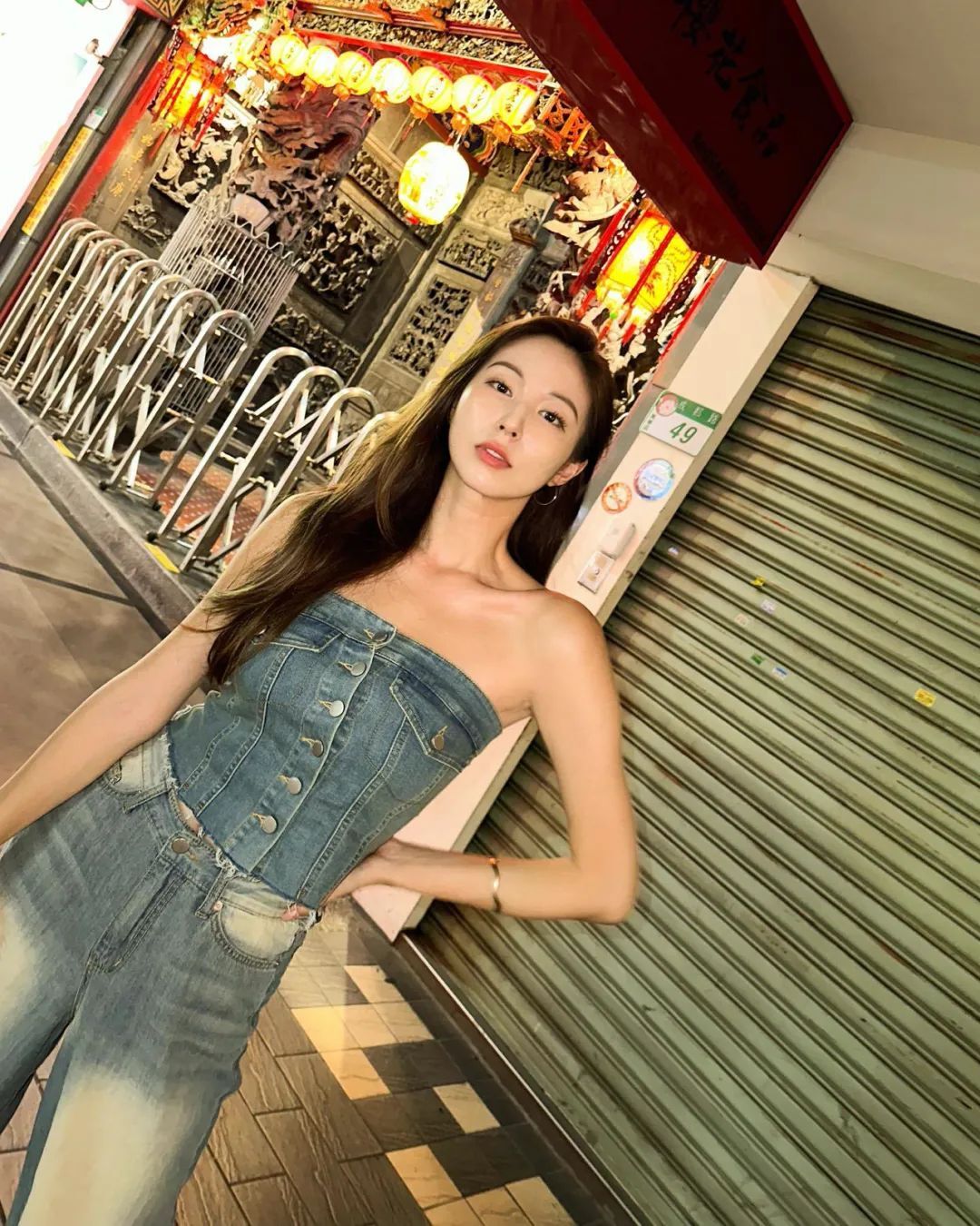 韩国最美模特金宝拉，INS图片更新，穿旗袍的时尚模特