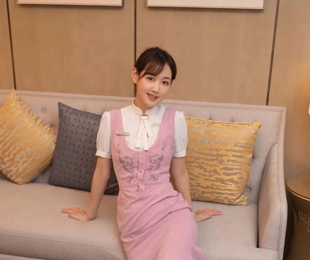 唐安琪 | 空乘制服小姐姐下班生活照，令人一见倾心！
