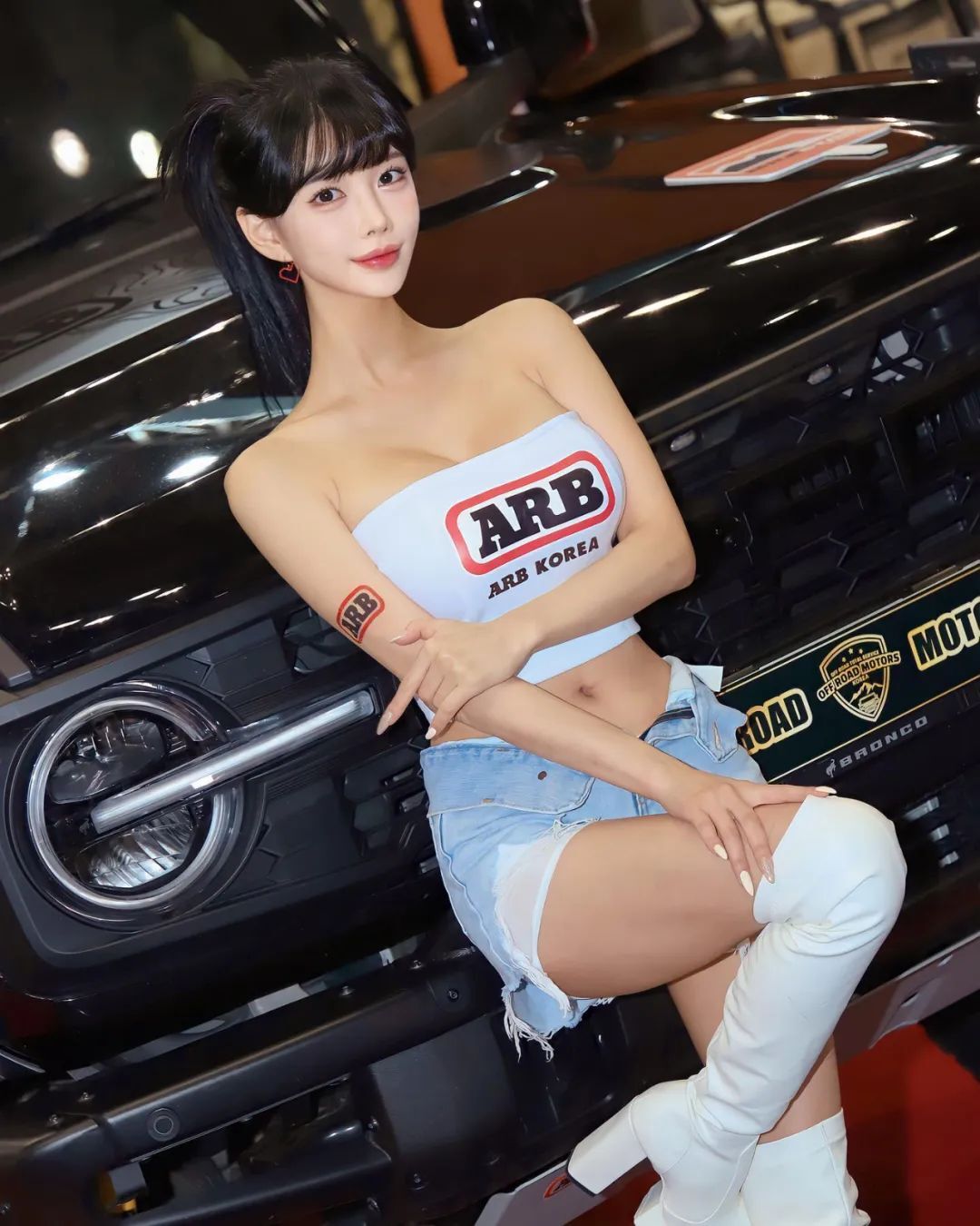 韩国车模 | 甜美长相大长腿，性感妖娆好身材！