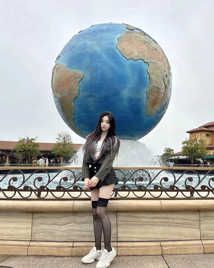 [仙女集]身材修长又有曲线，让人想起玲珑之美