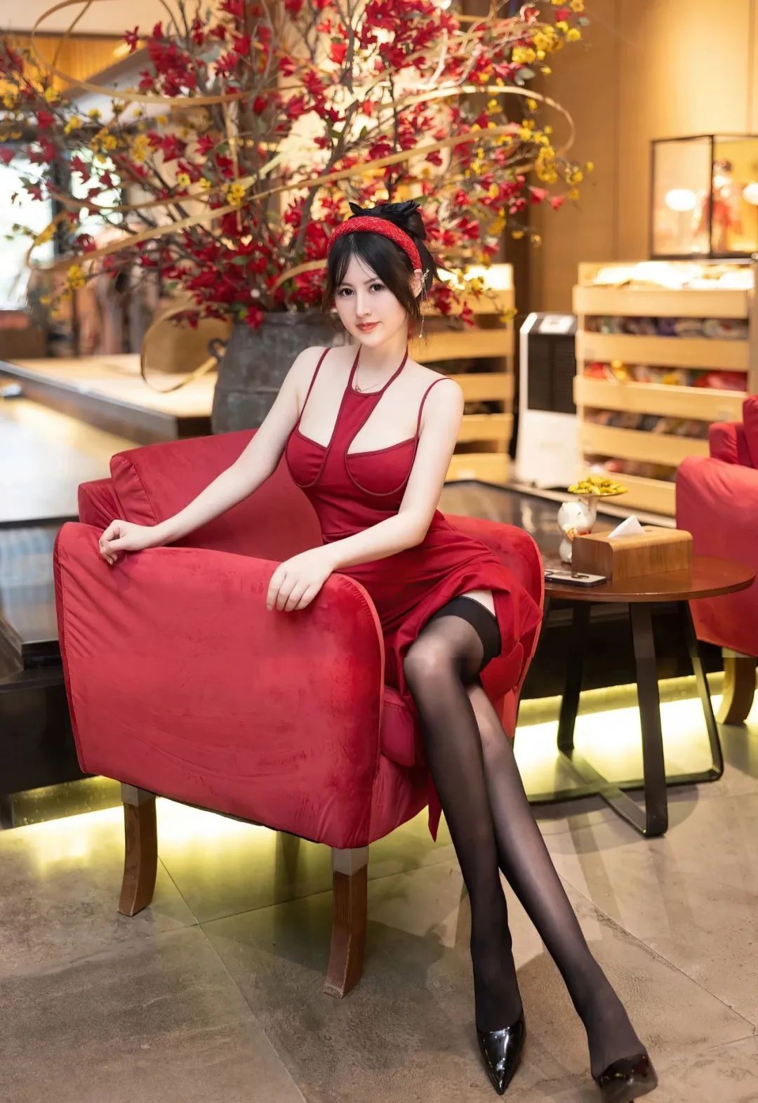 [仙女集]成熟丰满，身材曼妙，不愧是性感JK女神