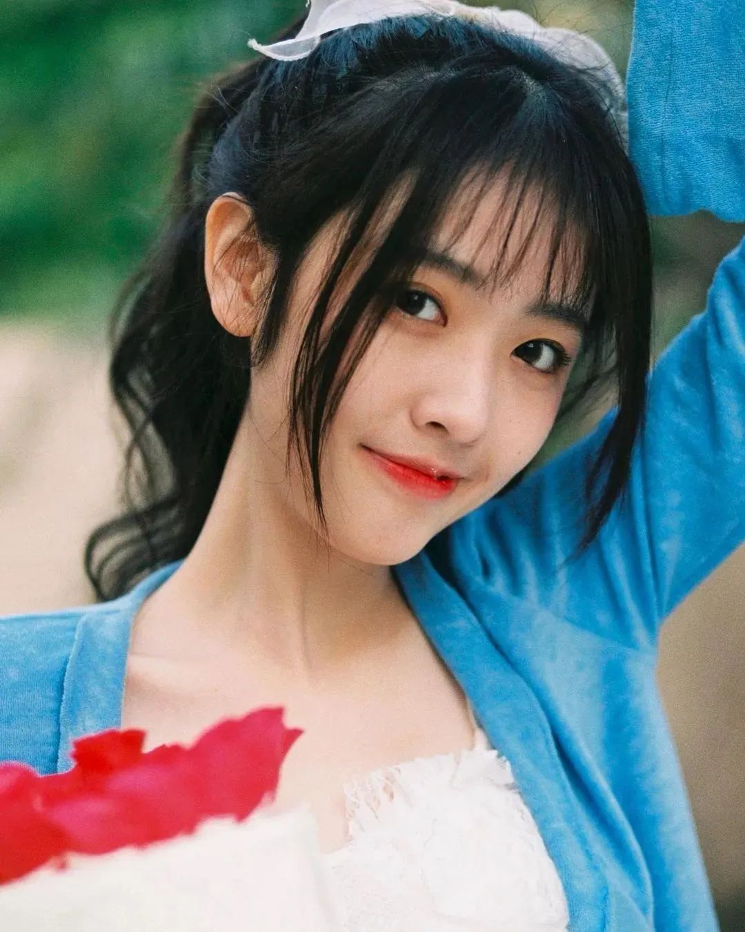 佘颖欣，网红界美女的颜值“天花板”