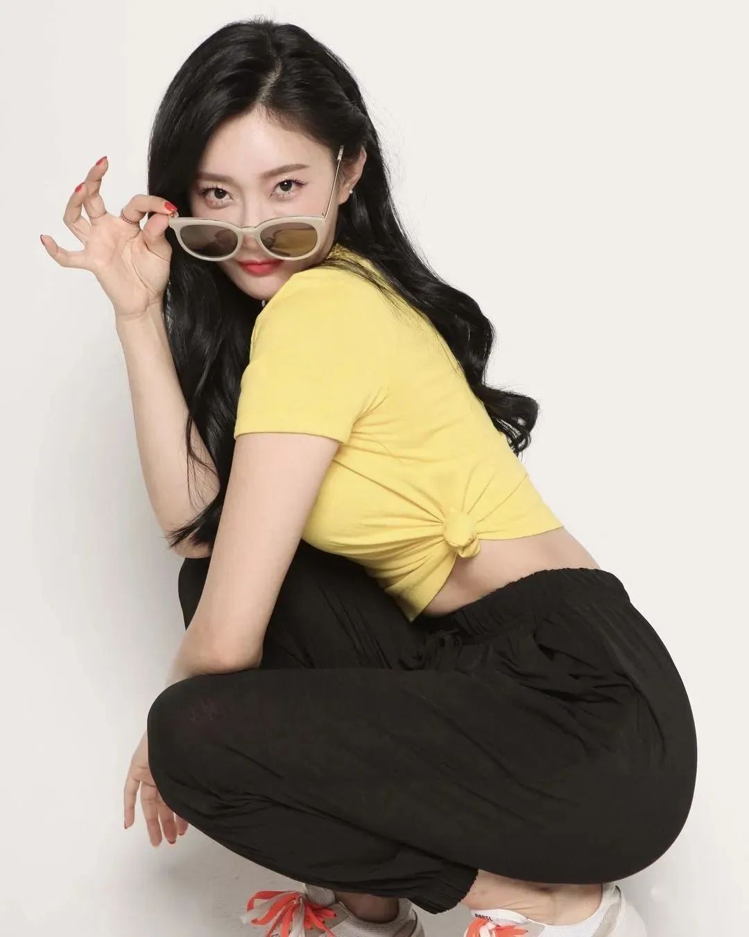 【美女壁纸】天生丽质的韩国网红女神！