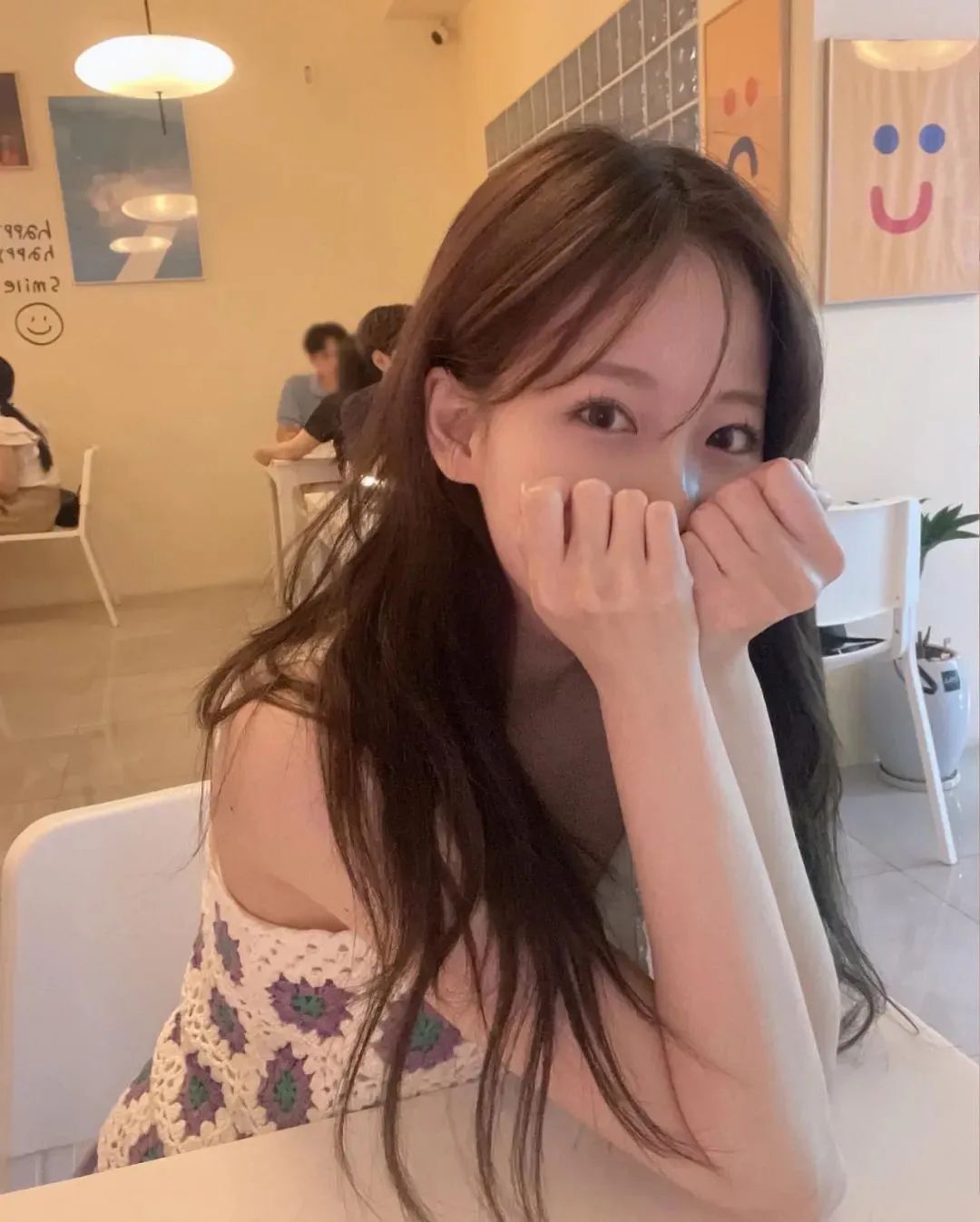 美女壁纸丨韩国邻家妹妹junghwa，甜美可人的小清新女神