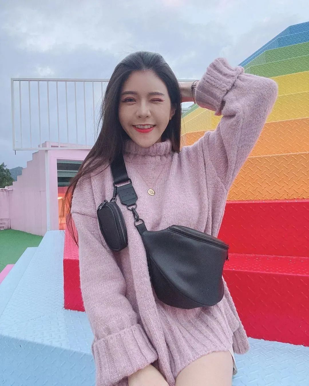 美女壁纸丨Chiao焦糖，长相甜美可人的台湾正妹