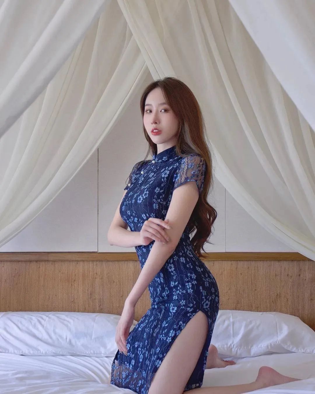 郑若青，又甜又美的气质女神