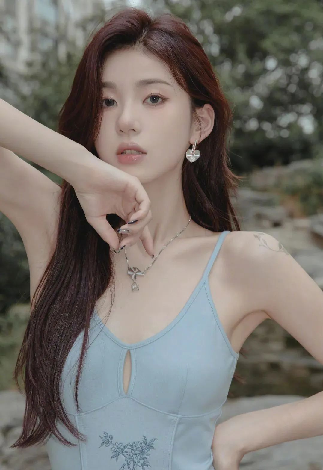 周芯竹，恋综女神的“天花板”