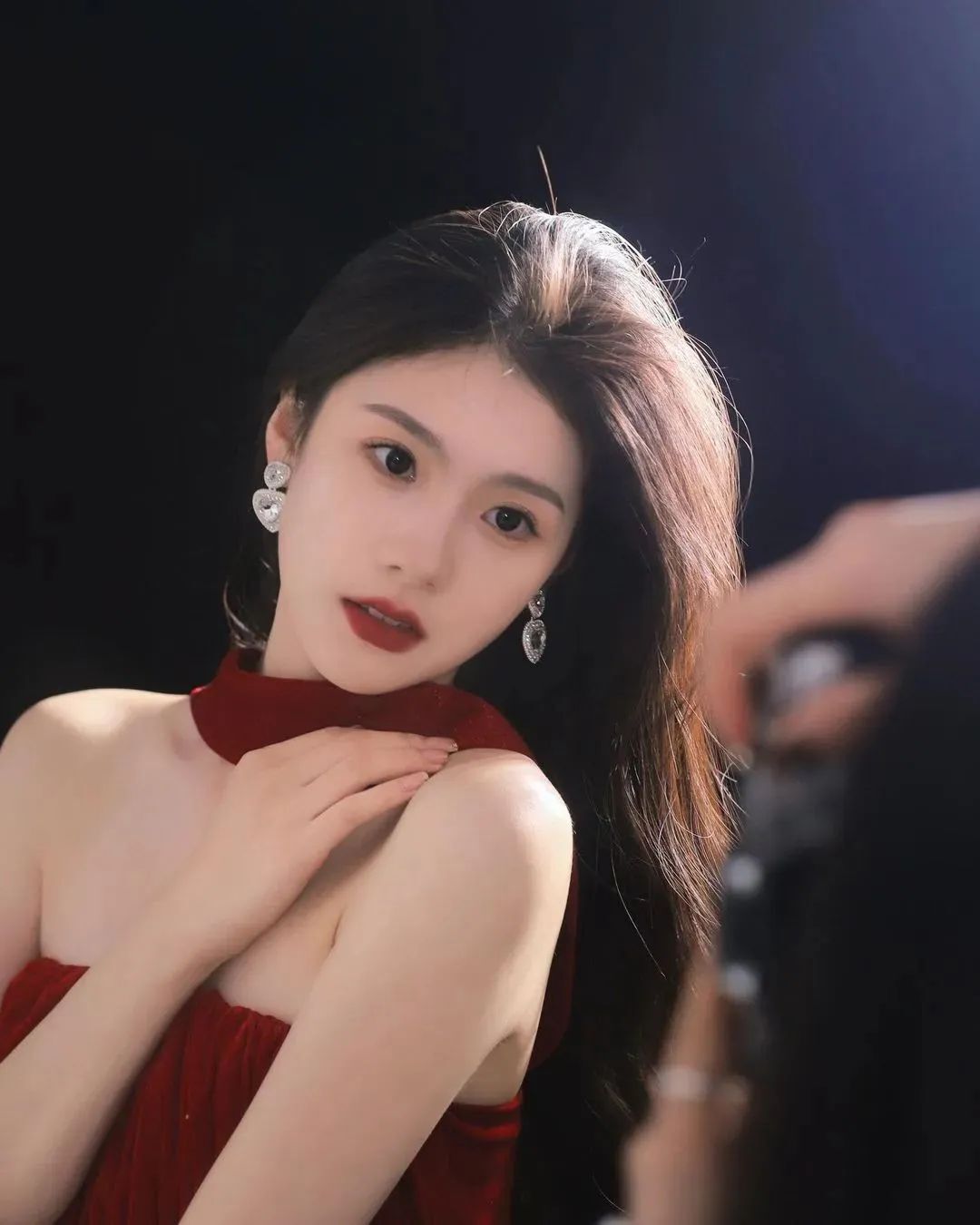国产网红萧萧，甜美可人的颜值女神
