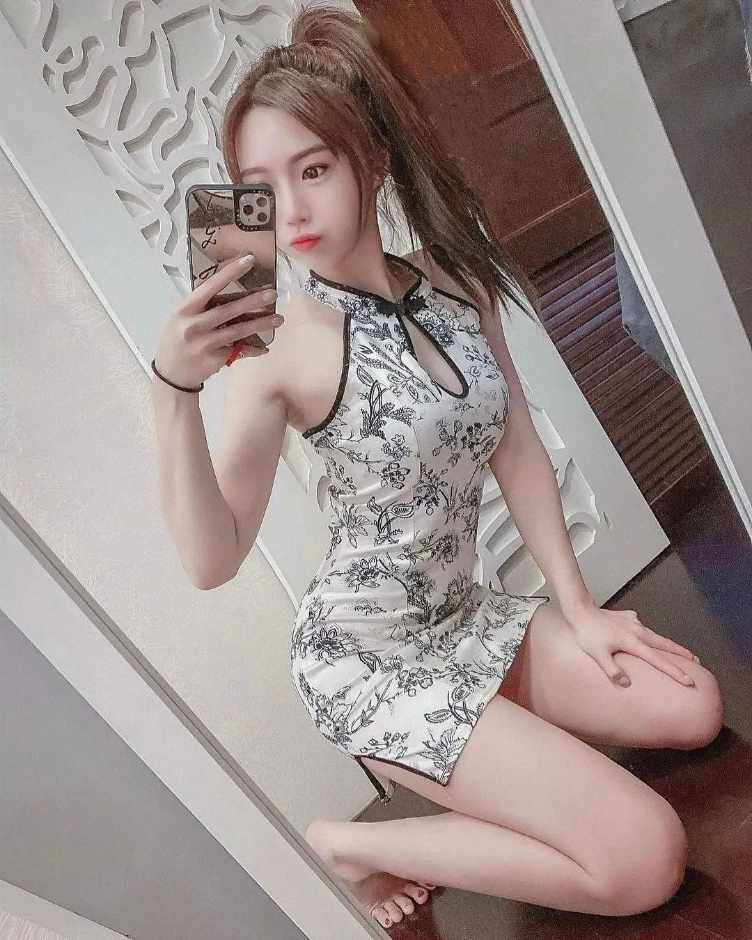 国产网红小芯，甜美指数爆表的气质女神